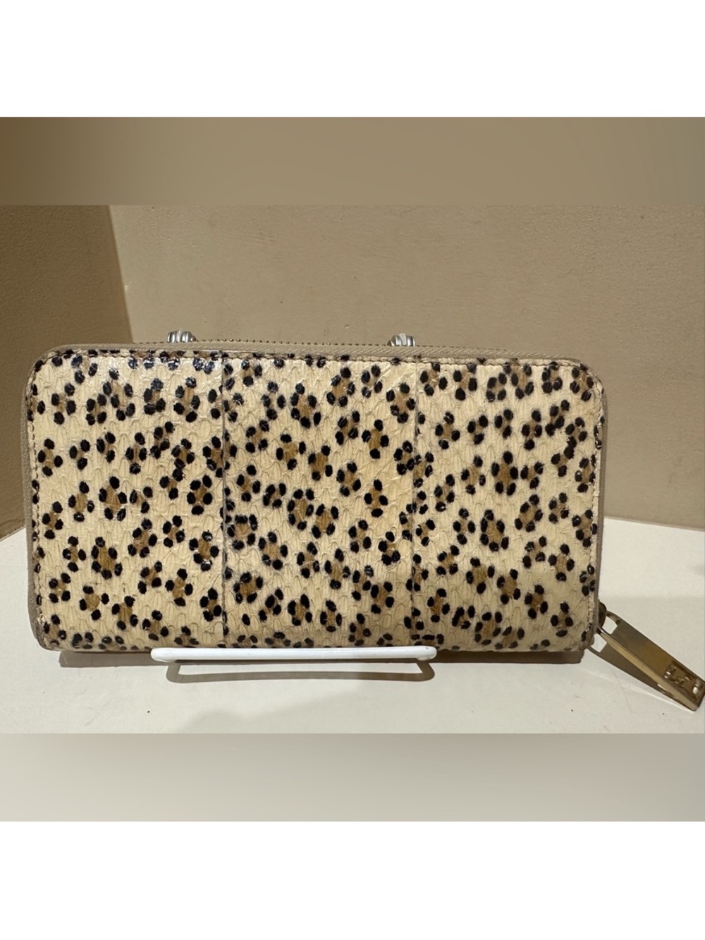 Fendi python, full zip wallet - Picture 2 of 13